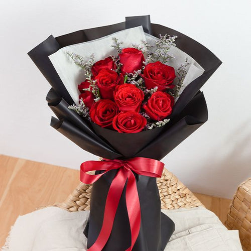Wrapped | 12 Roses